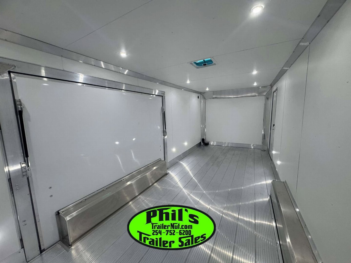 New E-Z Hauler 24' ALL ALUMINUM CAR HAULER LARGE ESCAPE DOOR FINISHED OUT Cargo / Enclosed Trailer EXTRUDED ALUMINUM FLOOR