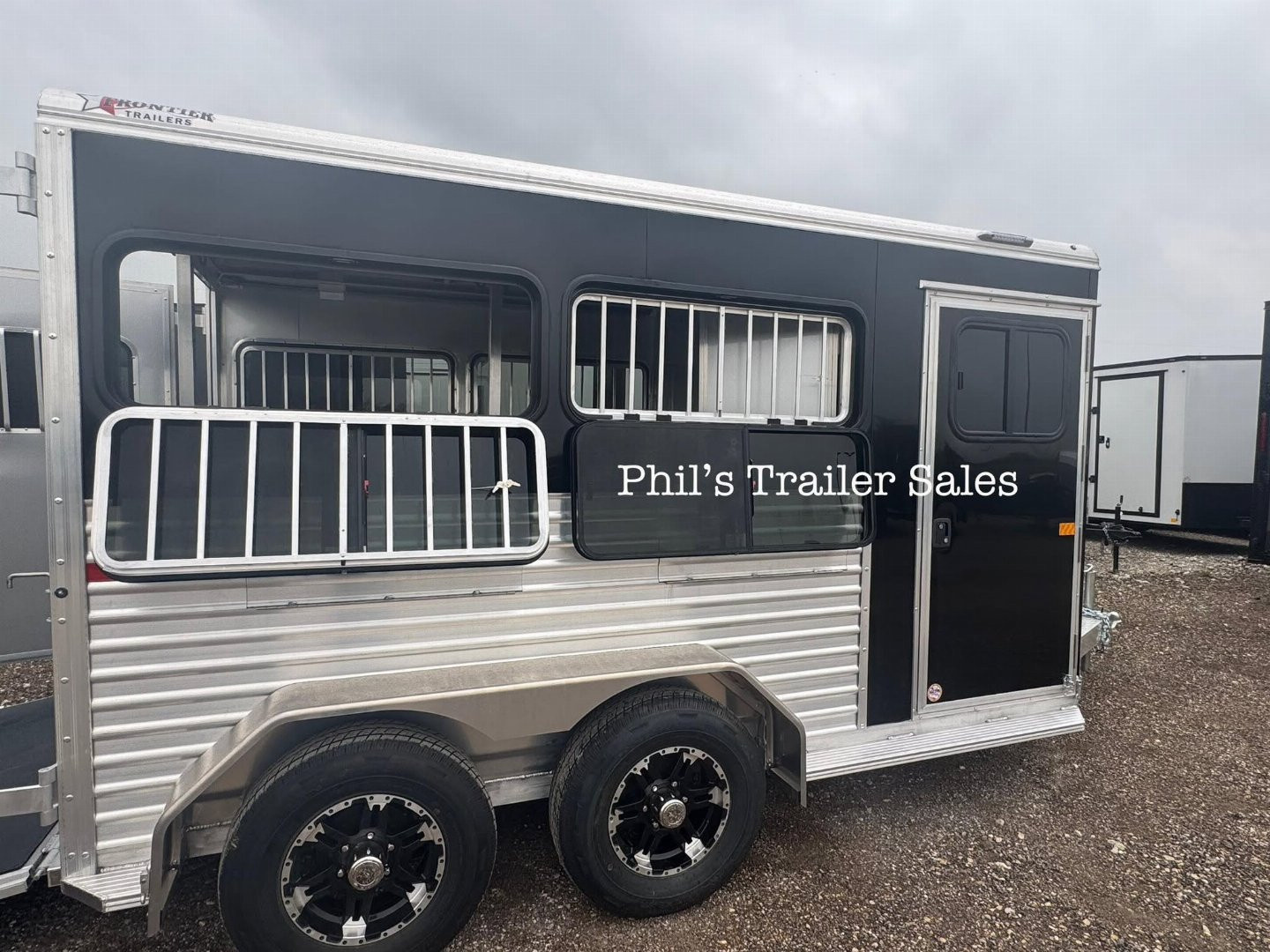 New Frontier Trailers 4PEN Stock / Stock Combo Trailer LOW PRO LIVESTOCK