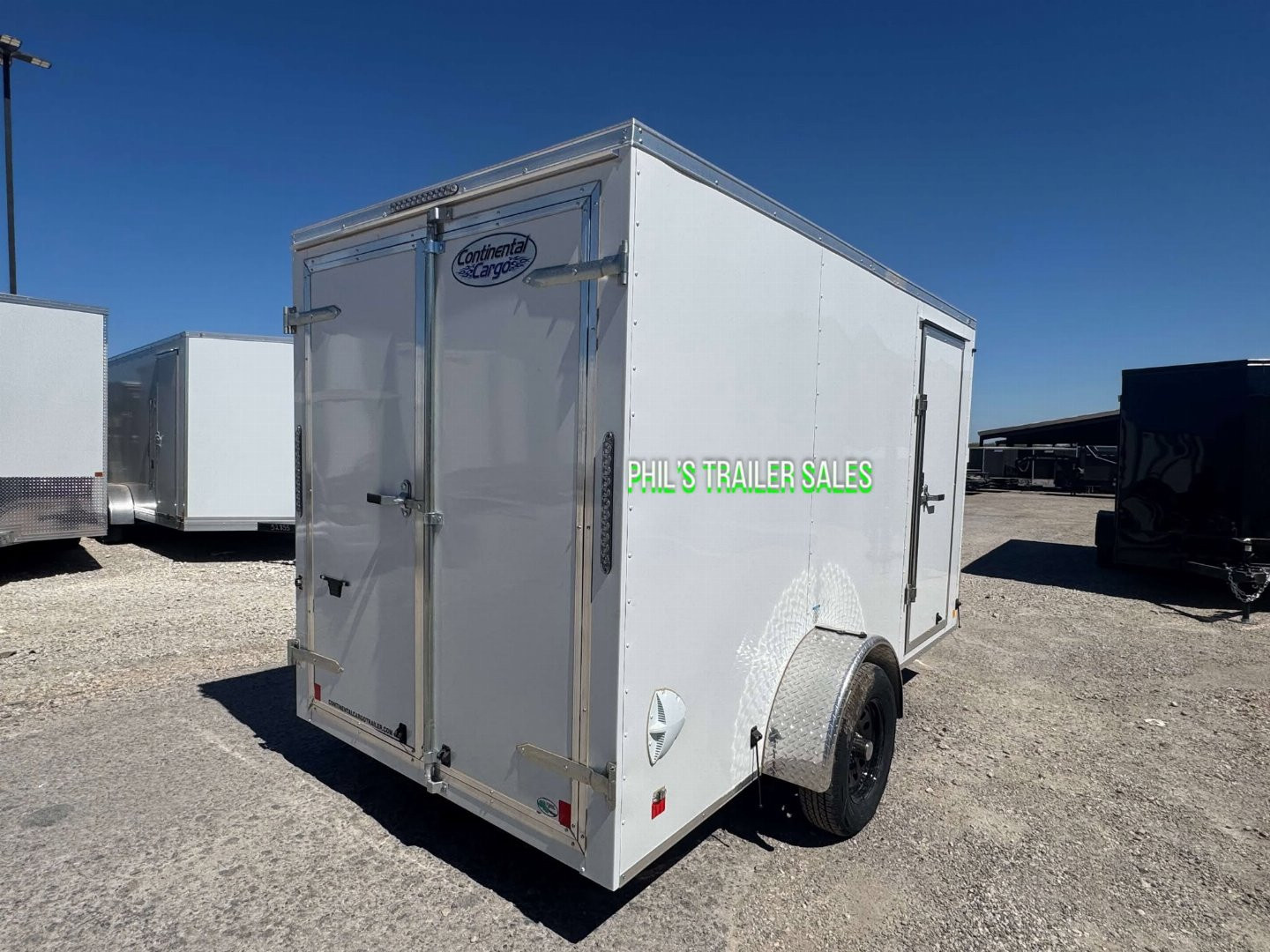 New CONTINENTAL CARGO NEW 6X12 V-NOSE ENCLOSED TRAILER CARGO TRAILER SINGLE AXLE Cargo / Enclosed Trailer DOUBLE DOORS