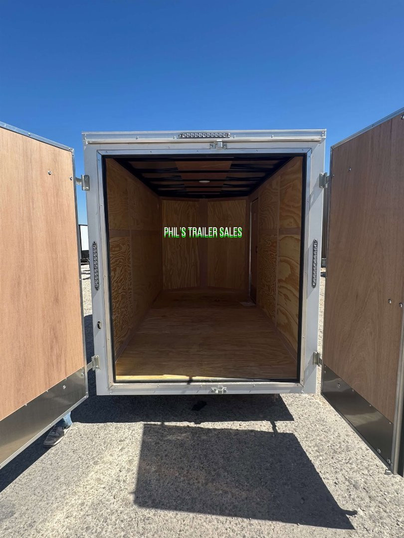 New CONTINENTAL CARGO NEW 6X12 V-NOSE ENCLOSED TRAILER CARGO TRAILER SINGLE AXLE Cargo / Enclosed Trailer DOUBLE DOORS