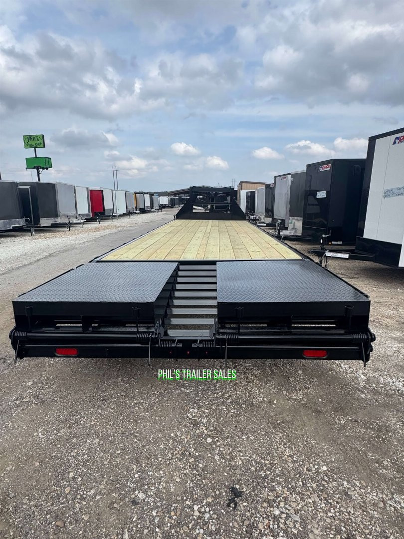 New Stanley Trailers 102 X 30 GOOSENECK DECK OVER Equipment Trailer 5' MEGA RAMPS