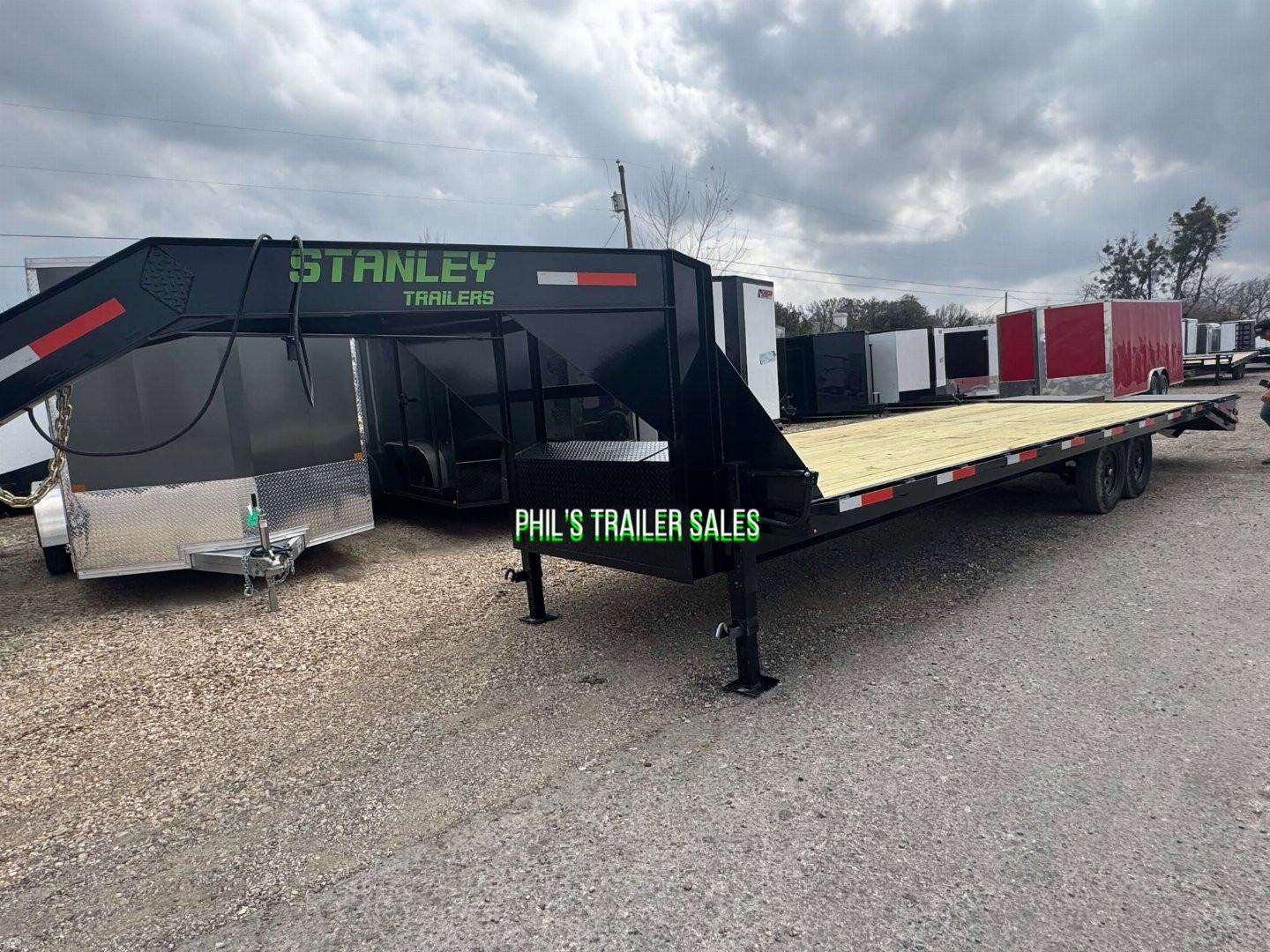 New Stanley Trailers 102 X 30 GOOSENECK DECK OVER Equipment Trailer 5' MEGA RAMPS