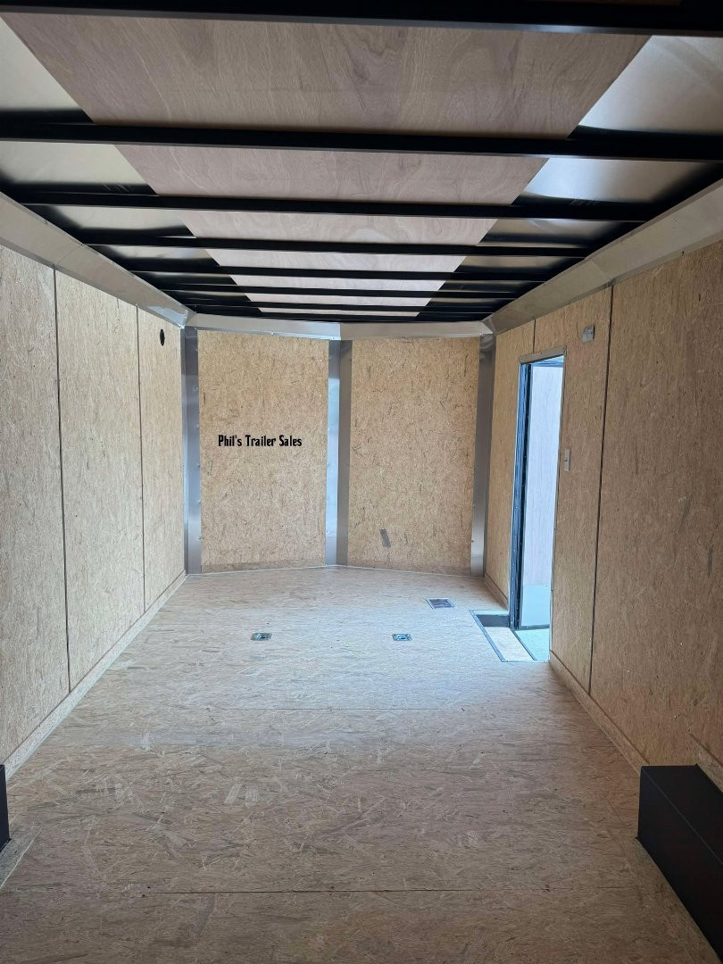 New Pace American 8.5X24 Cargo / Enclosed Trailer SCREWLESS EXTERIOR / 7' INTERIOR HEIGHT