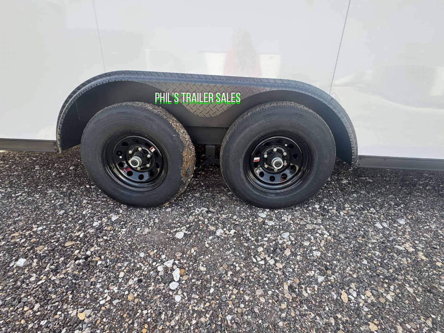 New Pace American 8.5X24 Cargo / Enclosed Trailer SCREWLESS EXTERIOR / 7' INTERIOR HEIGHT