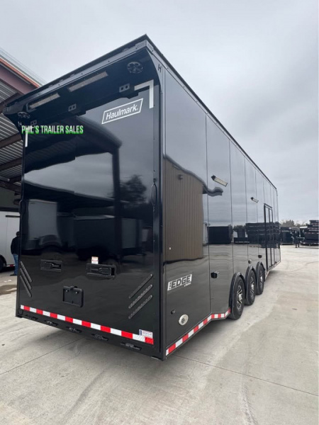 New Haulmark NEW 85X32 EDGE ENCLOSED SPRINT RACE TRAILER CAR HAULER Car / Racing Trailer