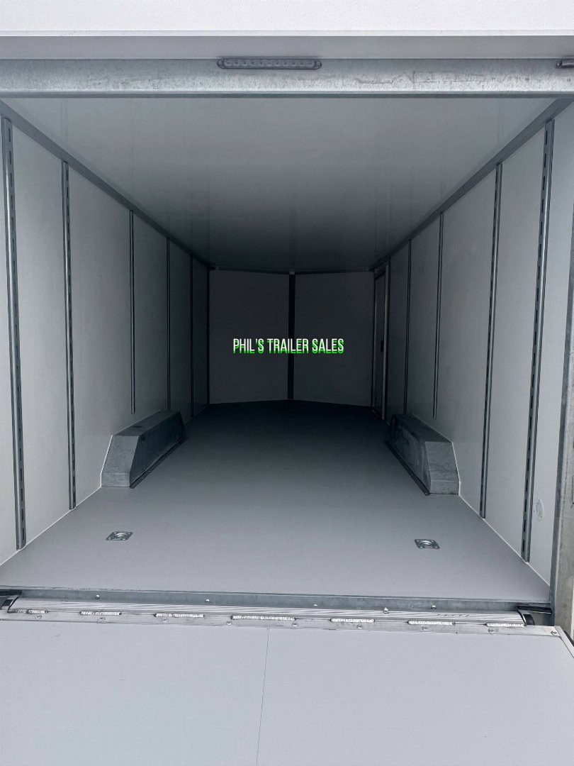 New Cell-Tech Trailers **CABLELESS RAMP 85X20 HEAVY DUTY ENCLOSED TRAILER CAR HAULER CARGO TRAILER 7000 LB AXLES Cargo / Enclosed Trailer