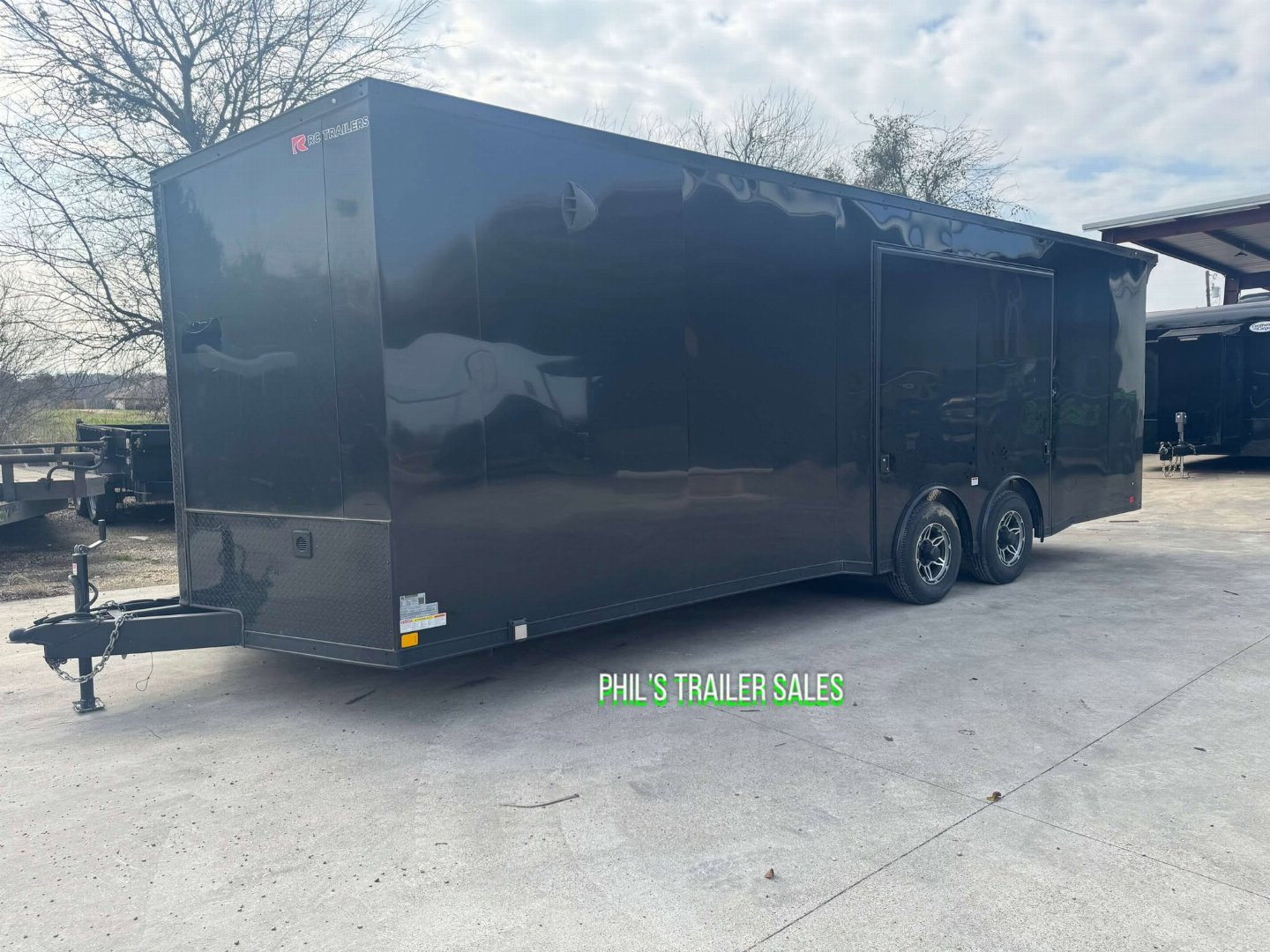 New 2025 RC Trailers 8.5X24 Car / Racing Trailer FULL ESCAPE DOOR WITH REMOVABLE FENDER TORSION AXLES