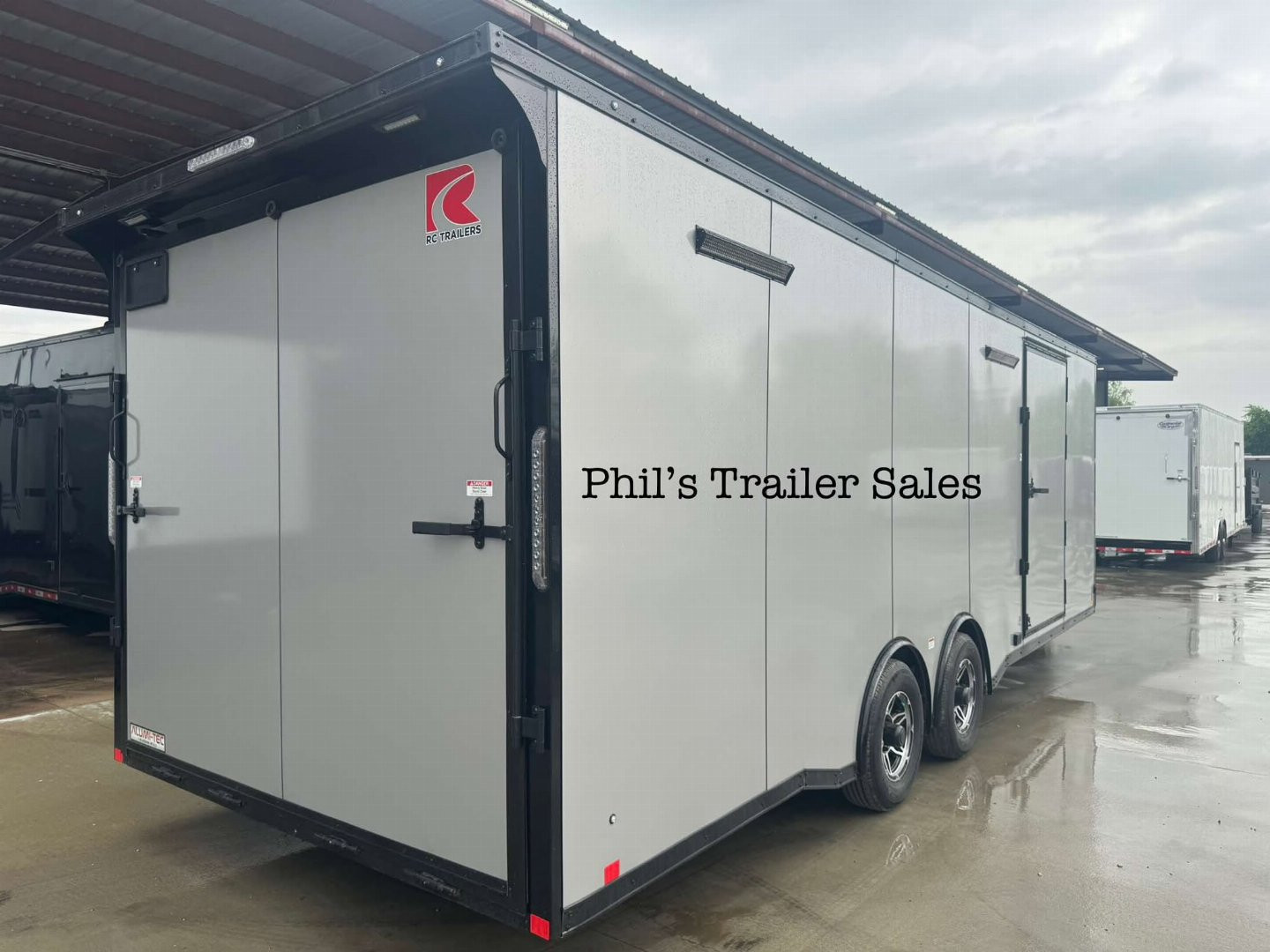 New 2025 RC Trailers 8.5X24 Car / Racing Trailer FULL ESCAPE DOOR WITH REMOVABLE FENDER TORSION AXLES