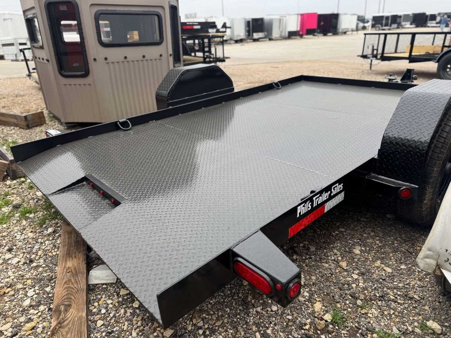 New 12' SCISSOR LIFT TRAILER 7 K AXLE Top Hat Trailers Equipment TrailER TILT