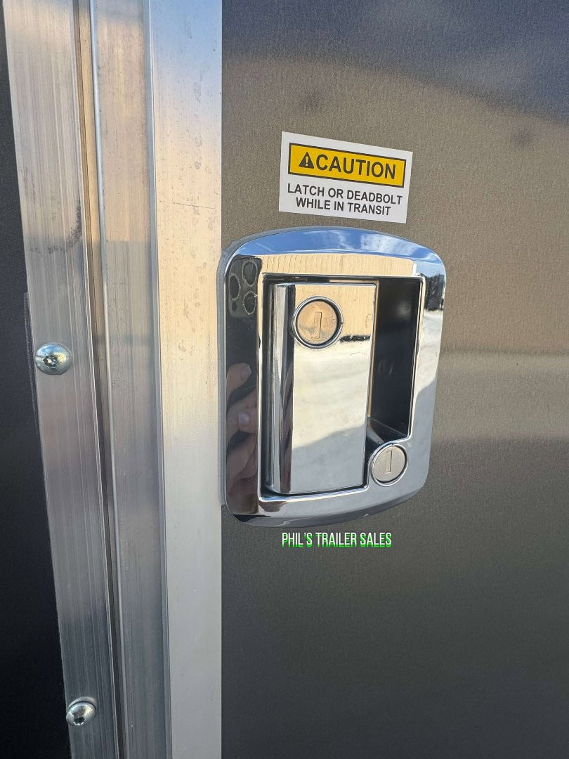 New HAULMARK PASSPORT 6X12 6' 6 INTERIOR Enclosed Cargo Trailer D SERIES SEMI SCREWLESS EXTERIOR