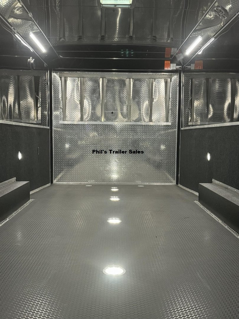 New 2025 HAULMARK 32' EDGE PRO TONGUE BOX / ELECTRIC AWNING / AIRLINES Car / Racing Trailer