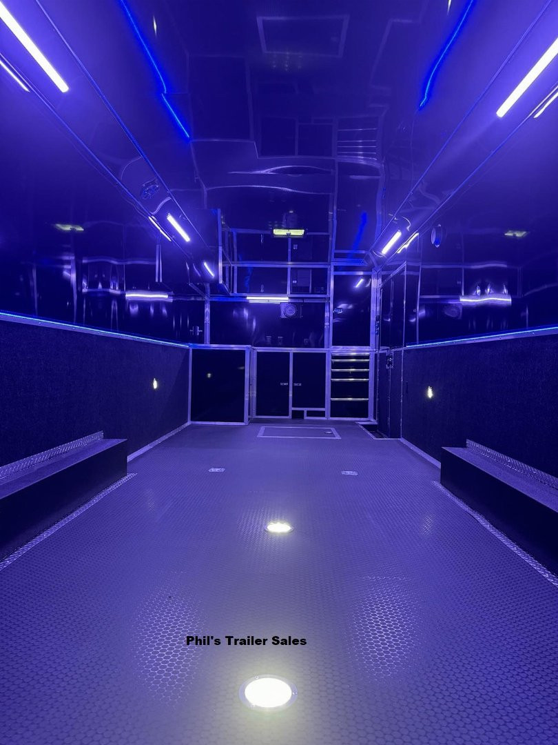 New 2025 HAULMARK 32' EDGE PRO TONGUE BOX / ELECTRIC AWNING / AIRLINES Car / Racing Trailer