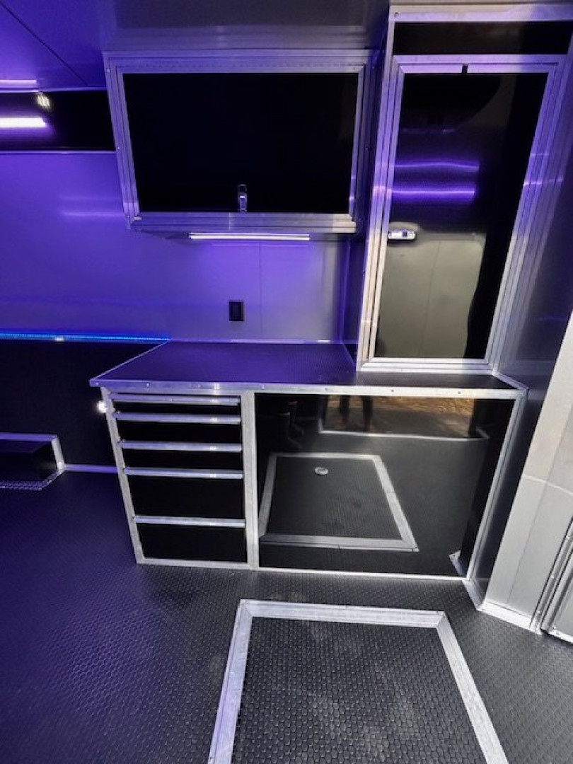 New 2025 Haulmark Car / Racing Trailer BATHROOM, AC, AND AWNING.. RACE READY !!!!!