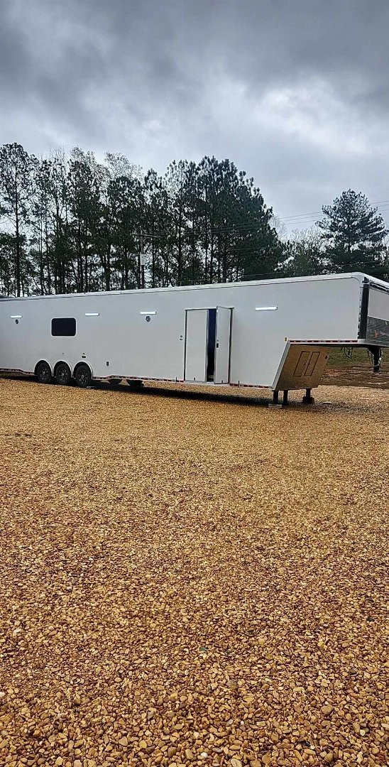 New 2025 Cargo Mate 48' GOOSENECK CAR HAULER Car / Racing Trailer ONLY 1 AVAILABLE AT THIS PRICE!
