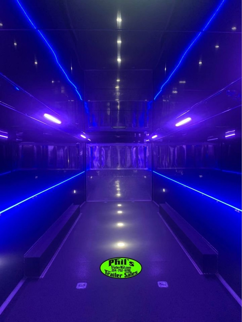 New 2025 HAULMARK 34' EDGE PRO TONGUE BOX / ELECTRIC AWNING / AIRLINES / DOORS Car / Racing Trailer