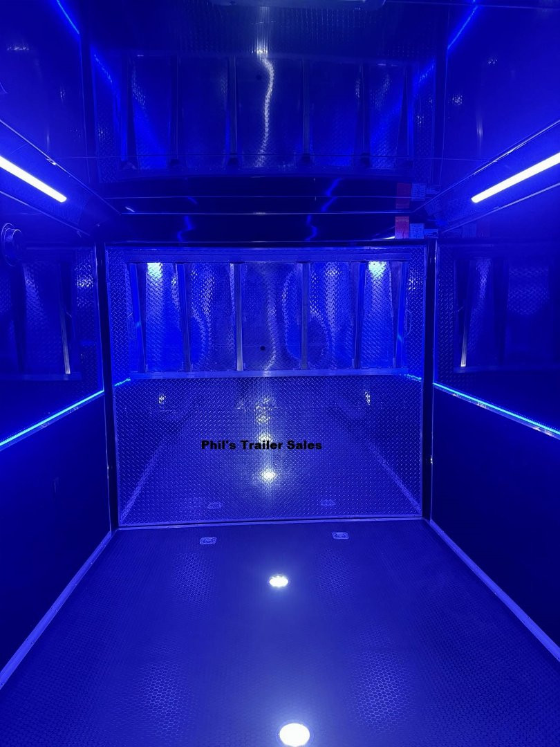 New 2025 HAULMARK 34' EDGE PRO TONGUE BOX / ELECTRIC AWNING / AIRLINES / DOORS Car / Racing Trailer