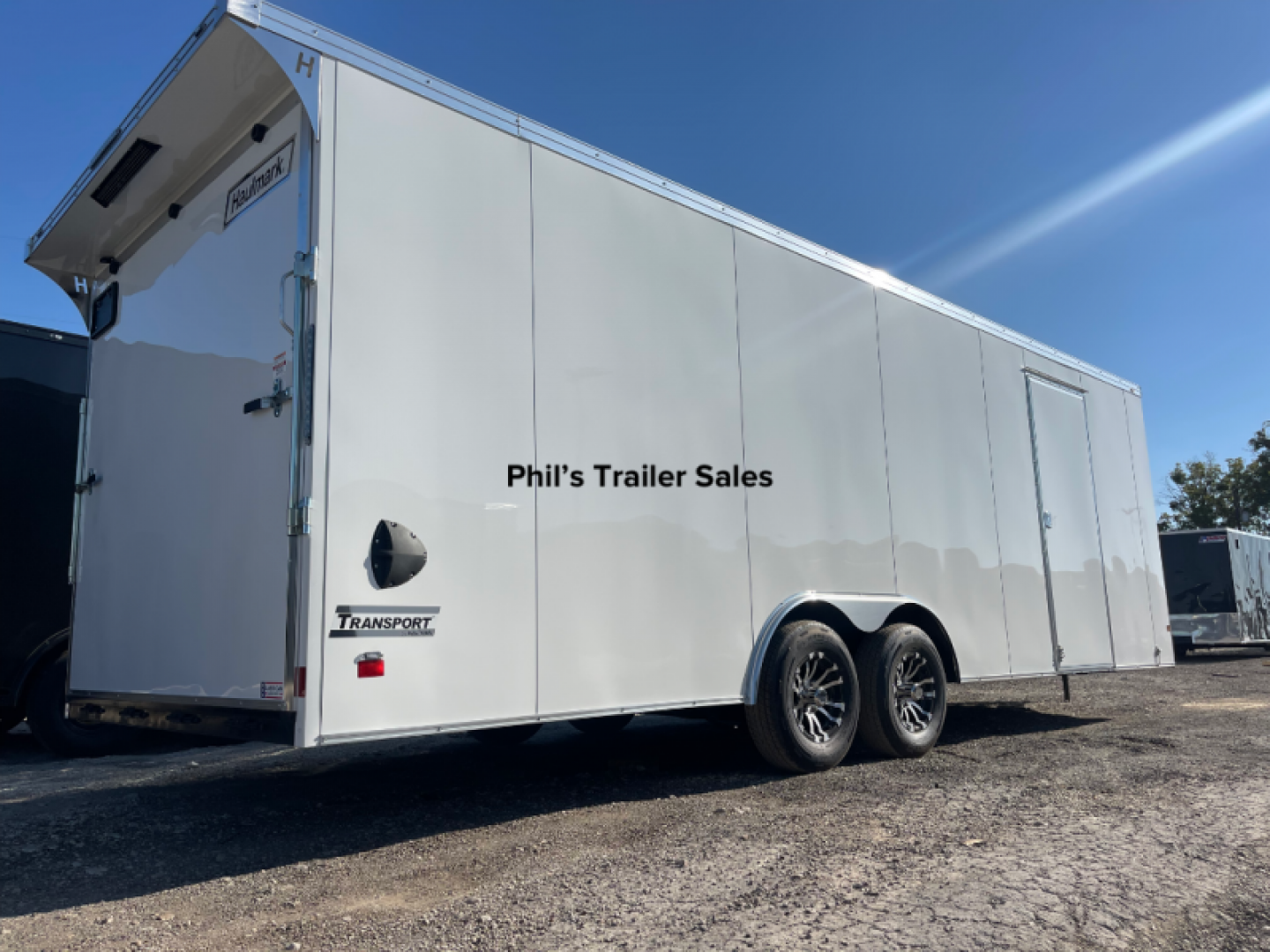 New 2024 HAULMARK 8.5X20 COMMERCIAL GRADE Cargo / Enclosed Trailer