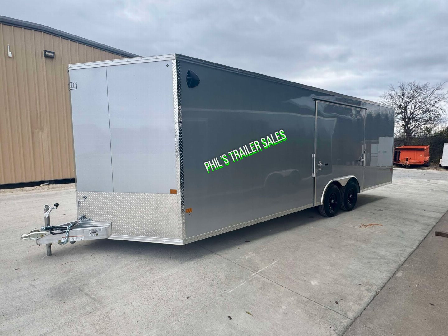 New E-Z Hauler 24' ALL ALUMINUM ENCLOSED CAR HAULER FULL ESCAPE DOOR REMOVABLE FENDER Car / Racing Trailer