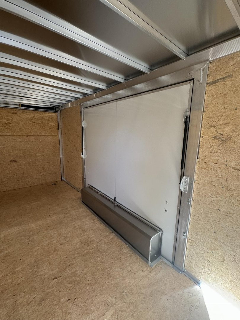 New E-Z Hauler 24' ALL ALUMINUM Cargo / Enclosed Trailer CAR HAULER ESCAPE DOOR