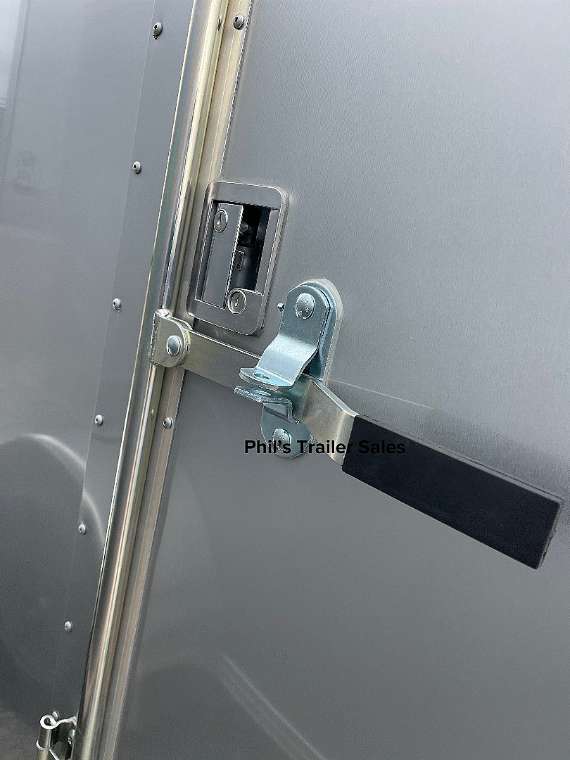 New Continental Cargo NEW 7X16 + V-NOSE ENCLOSED CARGO TRAILER Cargo / Enclosed Trailer