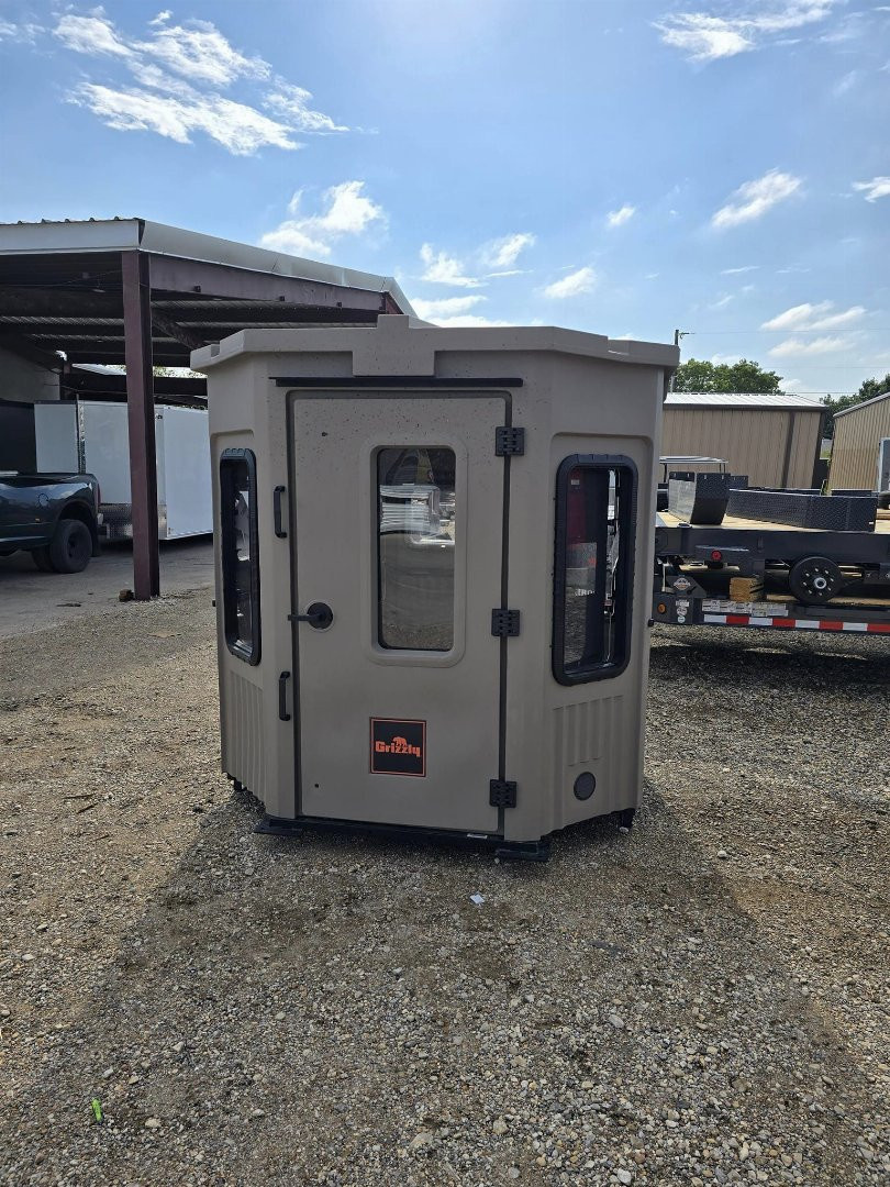 New 2025 GRIZZLY ALPHA COMBO HUNTING DEER BLIND 8' TOWER & LADDER Deer Blind RIFLE & BOW HUNTERS