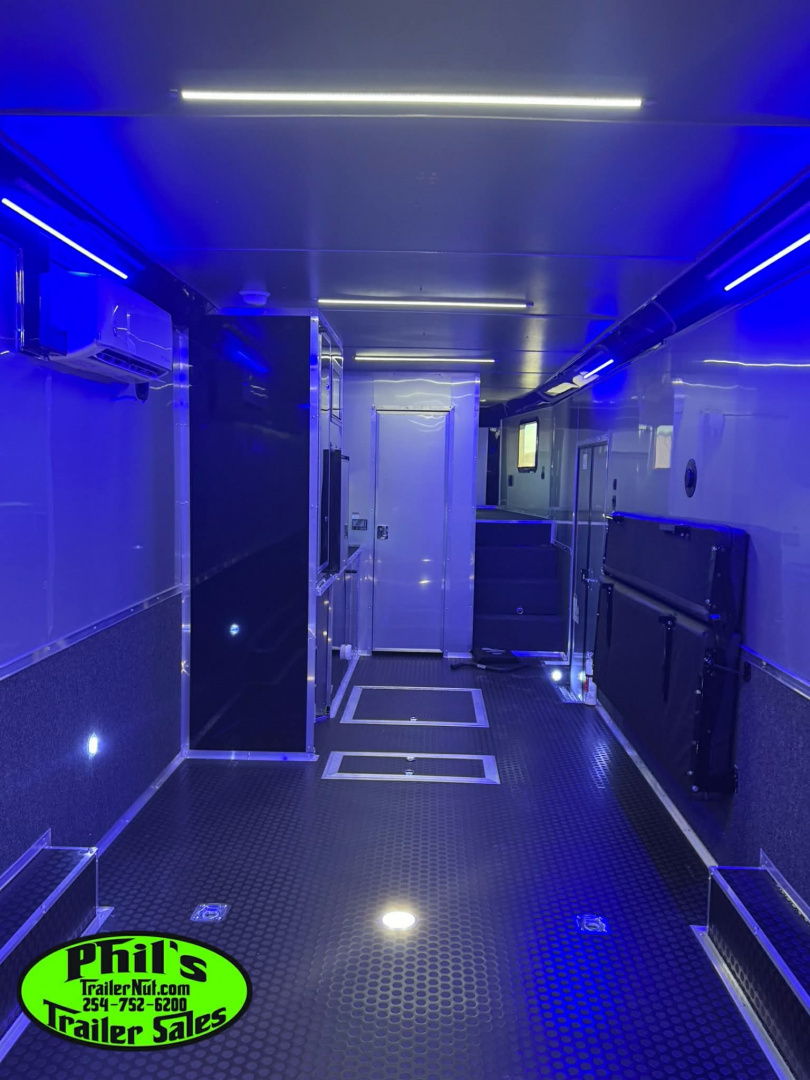 New Continental Cargo NEW 85X44 ENCLOSED CAR RACE TRAILER BATHROOM CAR HAULER Car / Racing Trailer