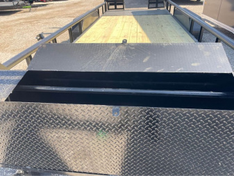 New 2025 STANLEY TRAILERS 83X24 GOOSENECK PIPE TOP Utility Trailer 14K STAND UP RAMPS