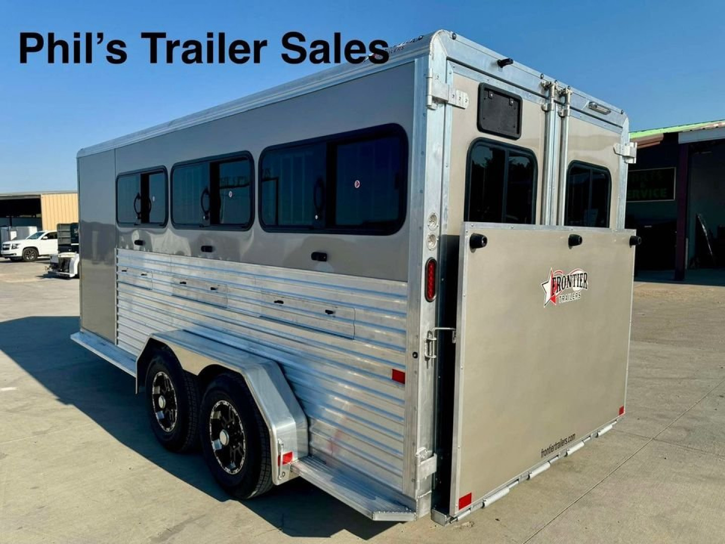 New 2025 Frontier Trailers 6 PEN LOW PRO LIVESTOCK TRAILER Stock / Stock Combo Trailer