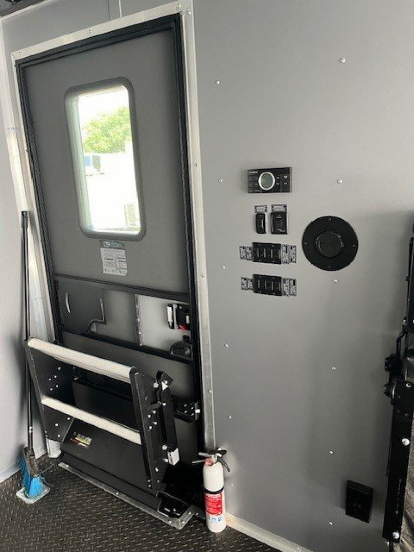 New 2025 Continental Cargo 8.5X20 ENCLOSED TRAILER Motorcycle Trailer FULL BATHROOM PACKAGE TOILET & SHOWER