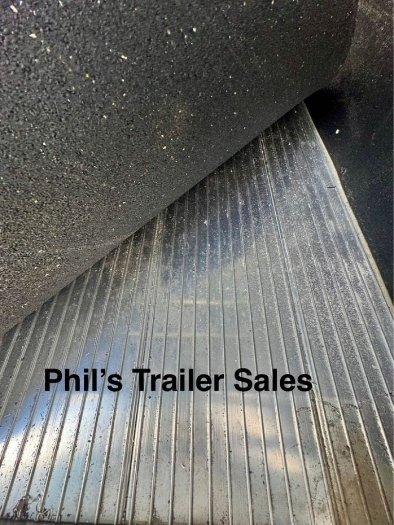 New 2023 Frontier Trailers 2 HORSE COLT SERIES FACTORY DEMO UNIT Stock / Stock Combo Trailer ONLY 1 AVAILABLE AT THIS PRICE!