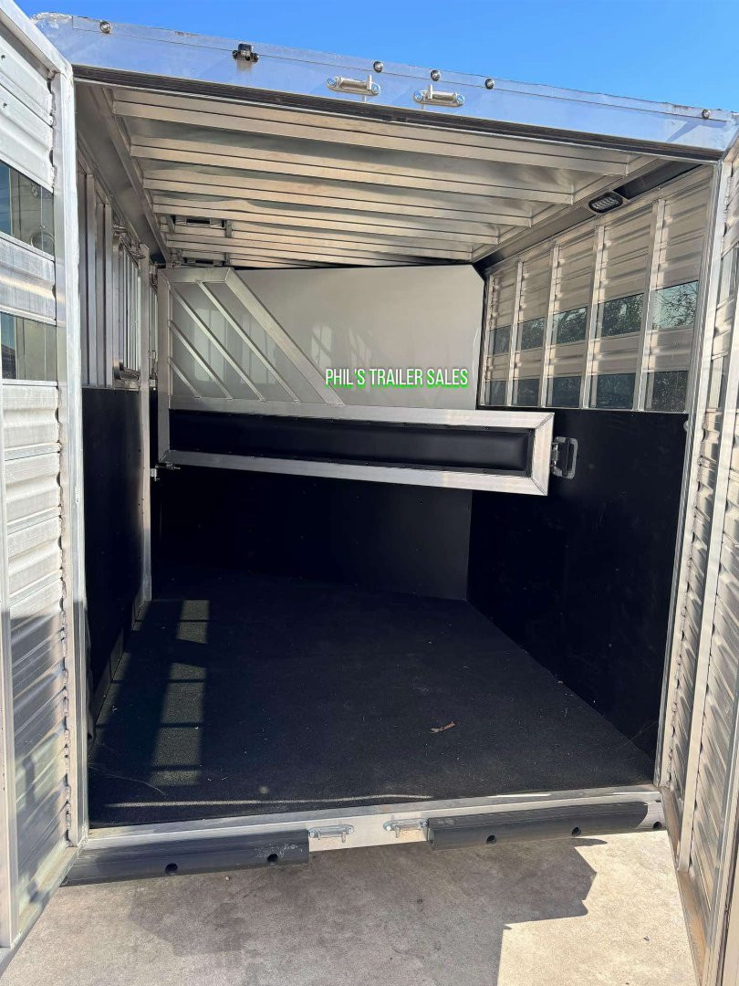 New 2023 Frontier Trailers 2 HORSE COLT SERIES FACTORY DEMO UNIT Stock / Stock Combo Trailer ONLY 1 AVAILABLE AT THIS PRICE!
