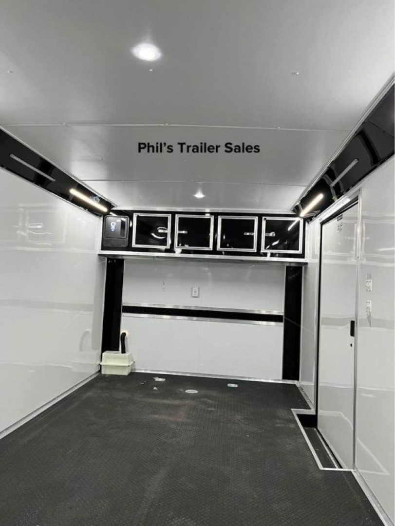 New CONTINENTAL CARGO 34 2 CAR RACE TRAILER ENCLOSED TRAILER Continental Cargo Car / Racing Trailer Car / Racing Trailer