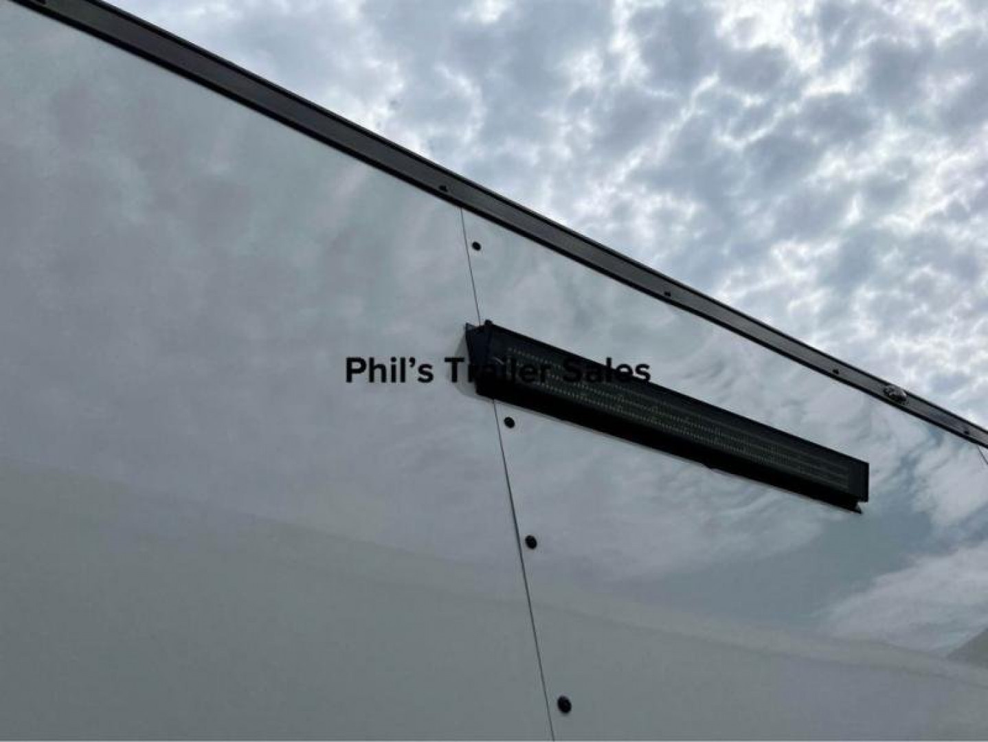 New CONTINENTAL CARGO 34 2 CAR RACE TRAILER ENCLOSED TRAILER Continental Cargo Car / Racing Trailer Car / Racing Trailer