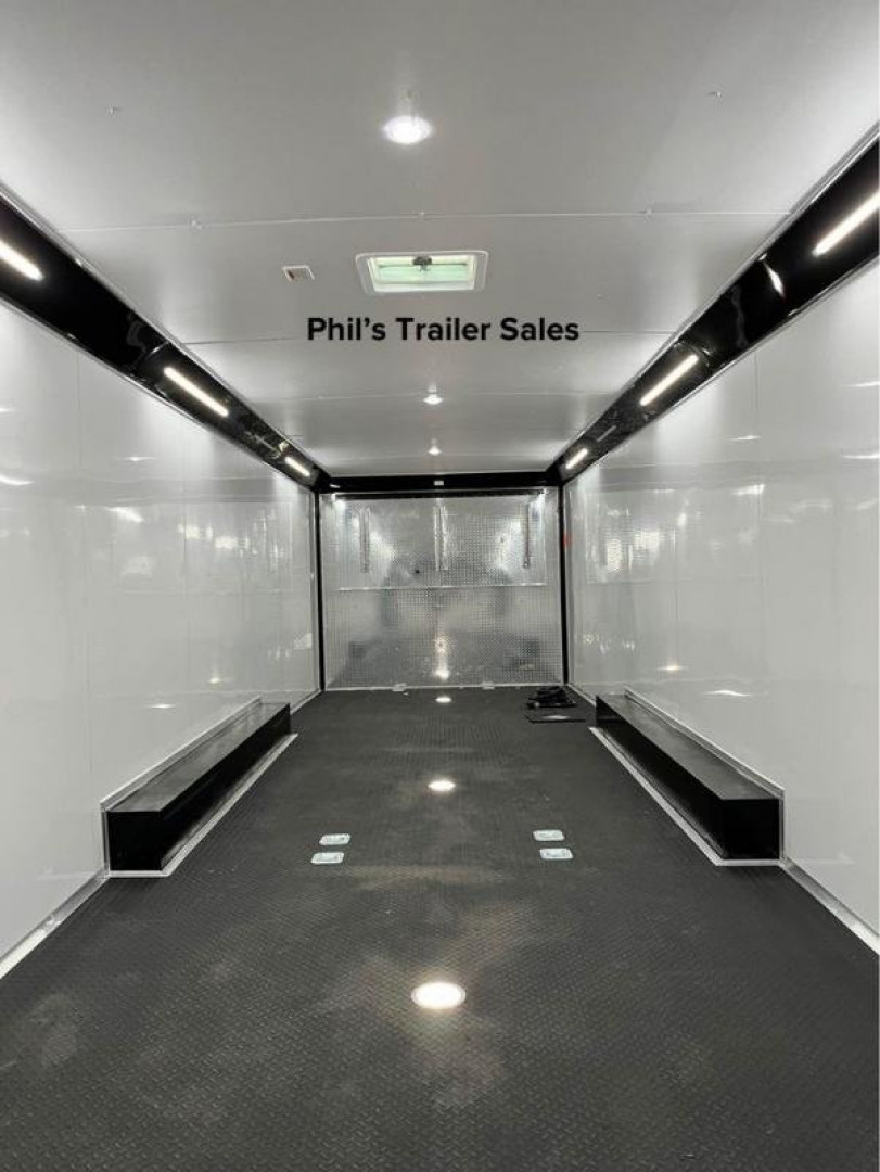 New CONTINENTAL CARGO 34 2 CAR RACE TRAILER ENCLOSED TRAILER Continental Cargo Car / Racing Trailer Car / Racing Trailer
