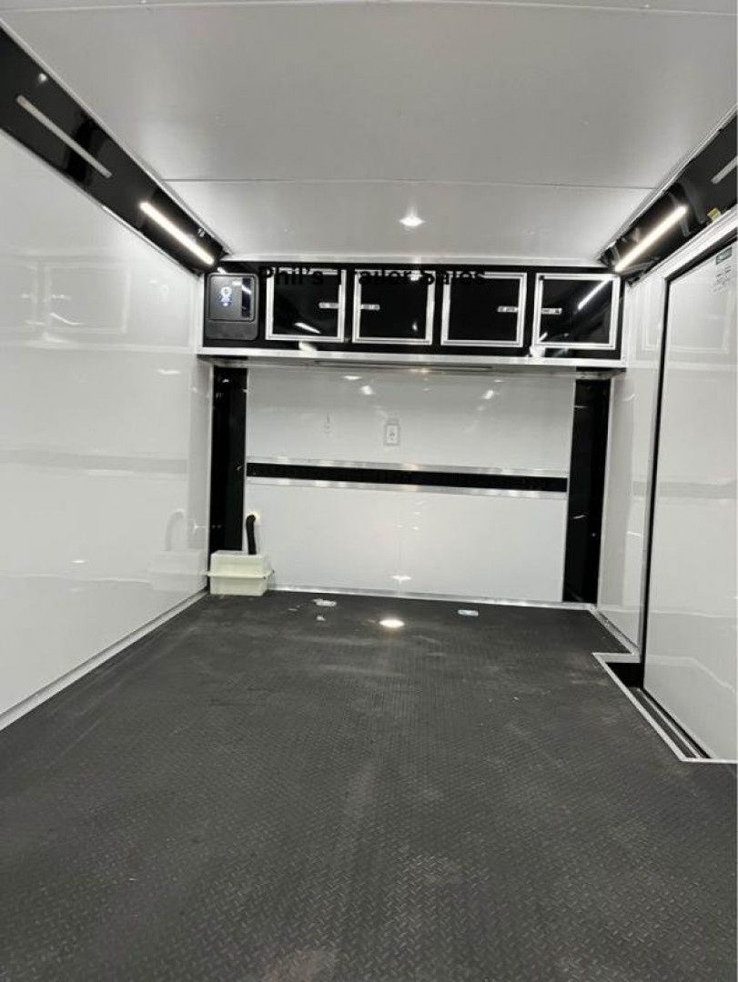 New CONTINENTAL CARGO 34 2 CAR RACE TRAILER ENCLOSED TRAILER Continental Cargo Car / Racing Trailer Car / Racing Trailer