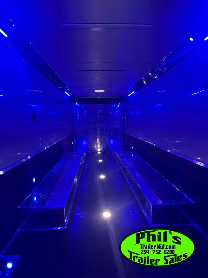 New CONTINENTAL CARGO NEW 85X32 ENCLOSED RACE CAR TRAILER LATE MODEL RAMP OVERS TRAILER Car / Racing Trailer