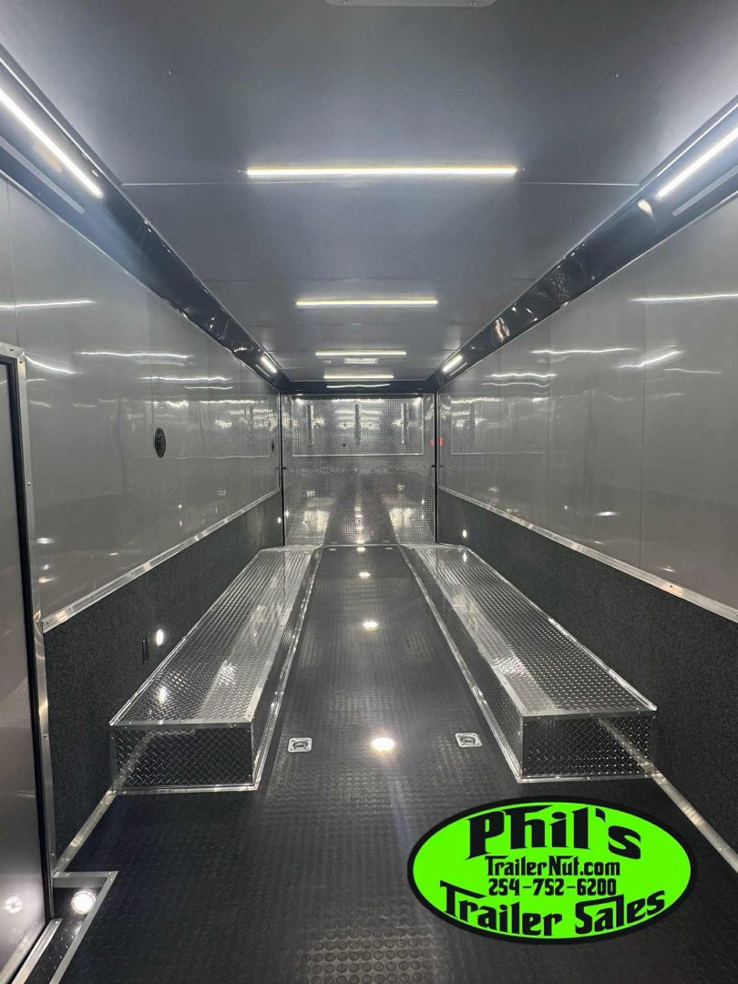 New CONTINENTAL CARGO NEW 85X32 ENCLOSED RACE CAR TRAILER LATE MODEL RAMP OVERS TRAILER Car / Racing Trailer