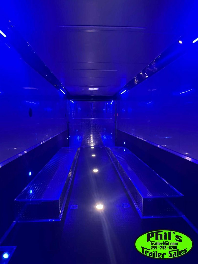 New CONTINENTAL CARGO NEW 85X32 ENCLOSED RACE CAR TRAILER LATE MODEL RAMP OVERS TRAILER Car / Racing Trailer