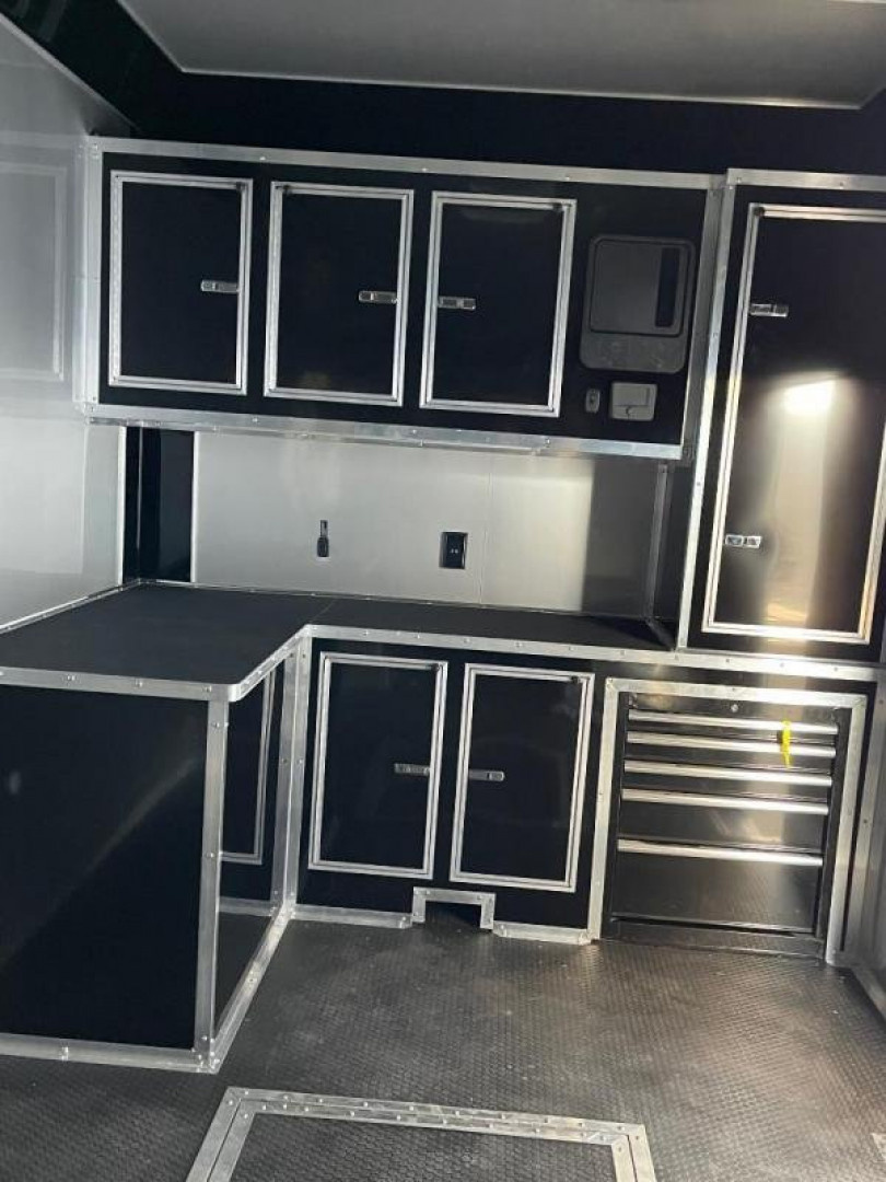New CONTINENTAL CARGO NEW 85X32 ENCLOSED RACE CAR TRAILER LATE MODEL RAMP OVERS TRAILER Car / Racing Trailer