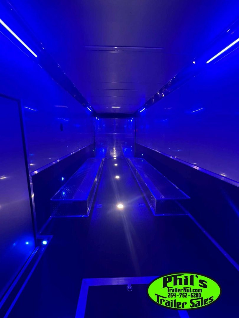 New CONTINENTAL CARGO NEW 85X32 ENCLOSED RACE CAR TRAILER LATE MODEL RAMP OVERS TRAILER Car / Racing Trailer