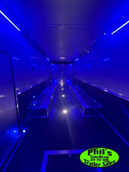 New CONTINENTAL CARGO NEW 85X32 ENCLOSED RACE CAR TRAILER LATE MODEL RAMP OVERS TRAILER Car / Racing Trailer