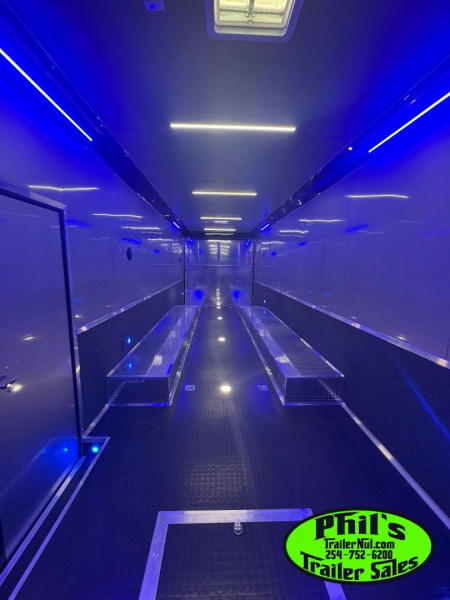 New CONTINENTAL CARGO NEW 85X32 ENCLOSED RACE CAR TRAILER LATE MODEL RAMP OVERS TRAILER Car / Racing Trailer