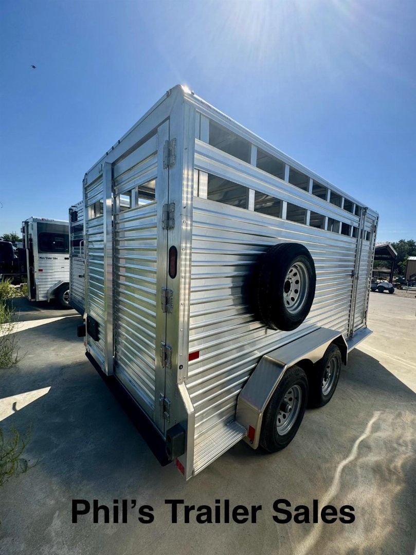 New STOCK Trailers 16'7 " LIVE STOCK TRAILER STOCK / HORSE TRAILER ALL ALUMINUM Stock / Stock Combo Trailer FACTORY DEMO SALE ONLY 1 AVAILABLE AT THIS PRICE DEALER DEMO