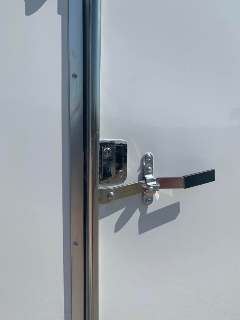 New 2025 Continental Cargo 8.5X20 ENCLOSED TRAILER Car / Racing Trailer 7' INTERIOR