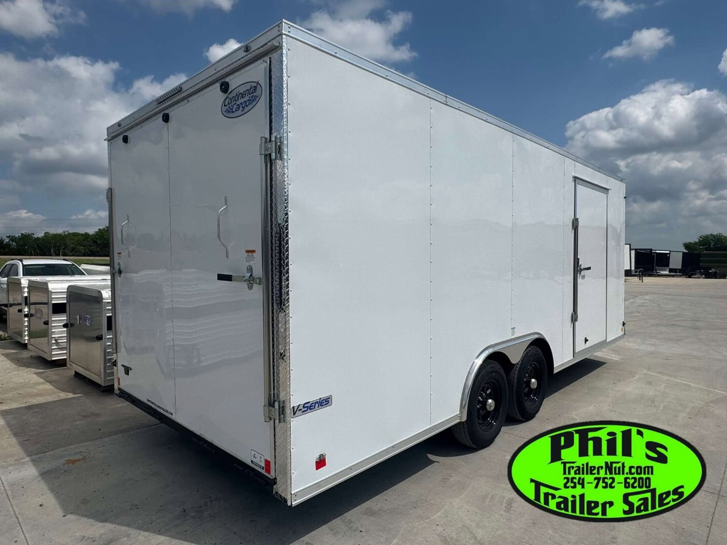 New 2025 Continental Cargo 8.5X20 ENCLOSED TRAILER Car / Racing Trailer 7' INTERIOR
