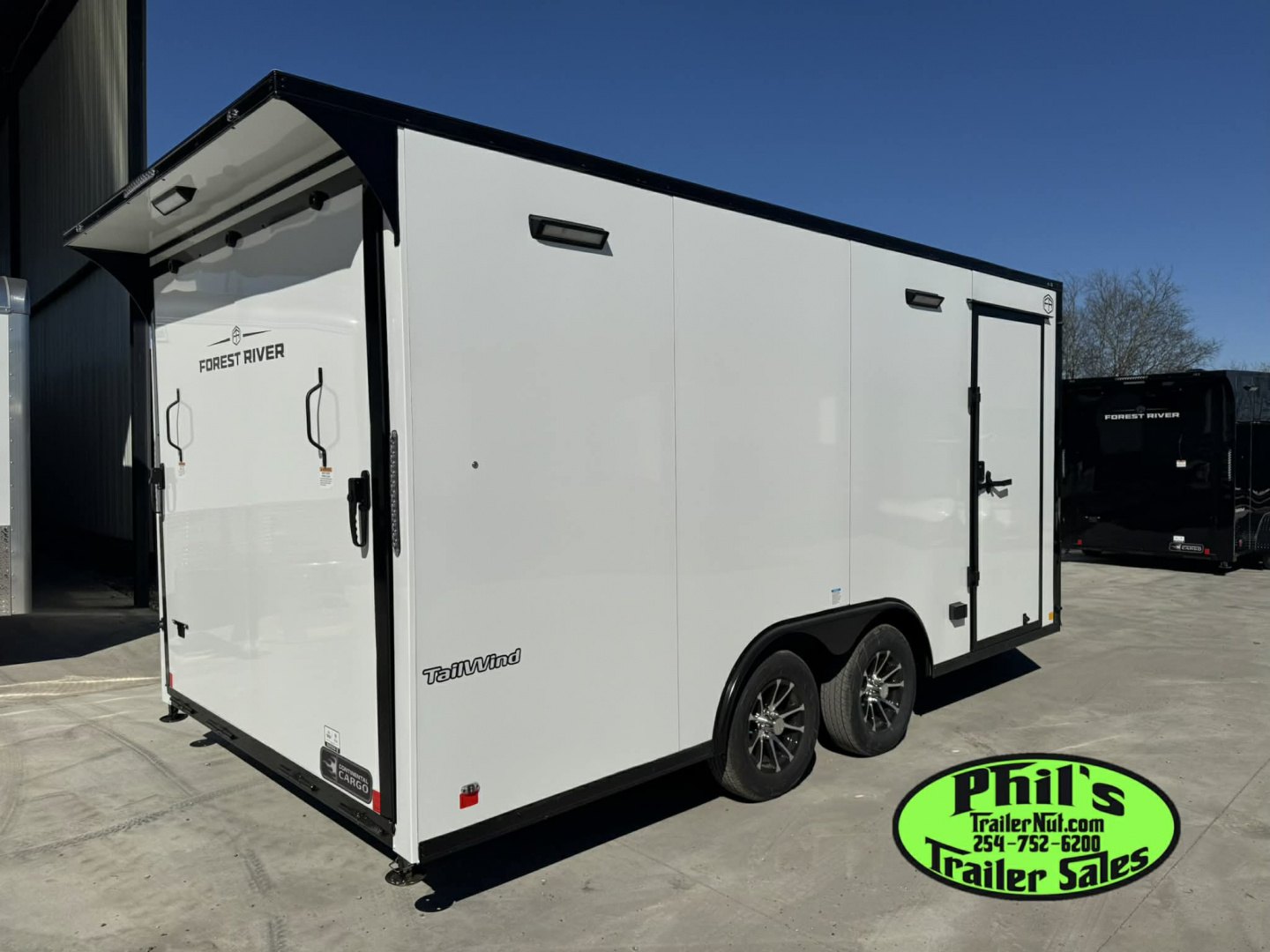 New Continental Cargo NEW 85X16 V-NOSE ELECTRICAL PACKAGE ENCLOSED MOTORCYCLE TRAILER TRAILER CARGO TRAILERS Motorcycle Trailer
