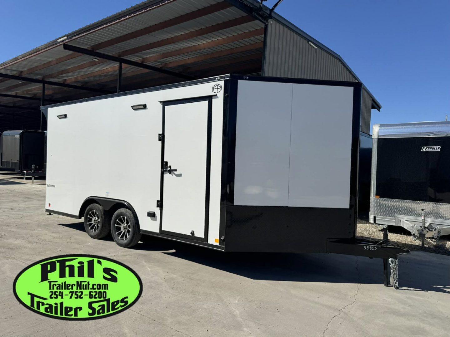 New Continental Cargo NEW 85X16 V-NOSE ELECTRICAL PACKAGE ENCLOSED MOTORCYCLE TRAILER TRAILER CARGO TRAILERS Motorcycle Trailer