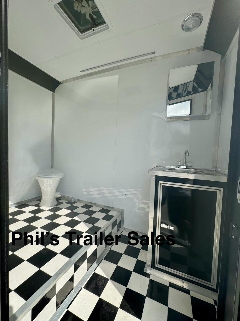 New 2025 Continental Cargo 8.5X28 VENDING TRAILER WITH BATHROOM Concession Trailer