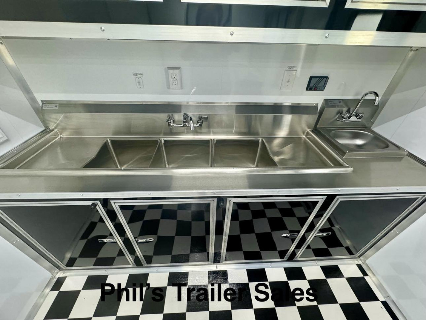 New 2025 Continental Cargo 8.5X28 VENDING TRAILER WITH BATHROOM Concession Trailer