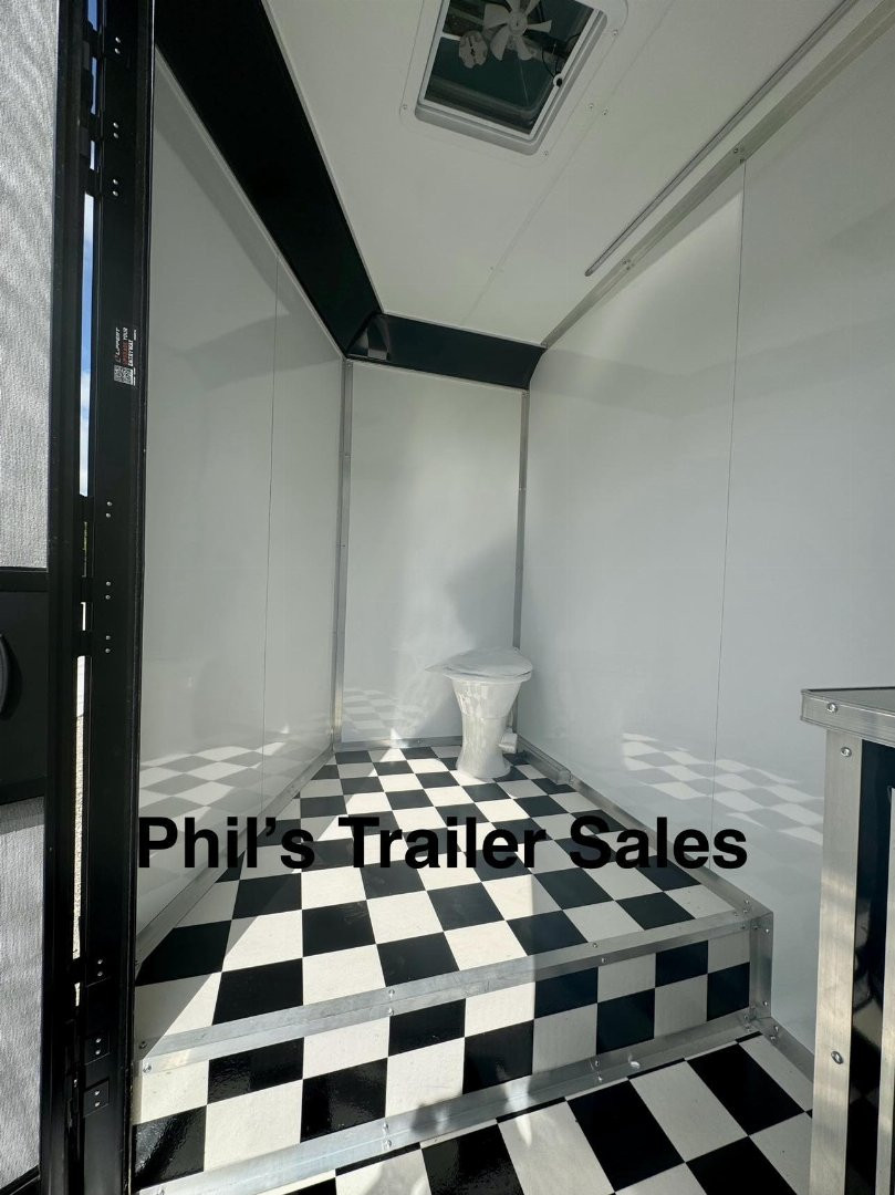 New 2025 Continental Cargo 8.5X28 VENDING TRAILER WITH BATHROOM Concession Trailer
